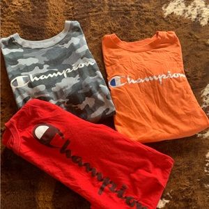 Champion T-shirt bundle, boys Youth Large.
